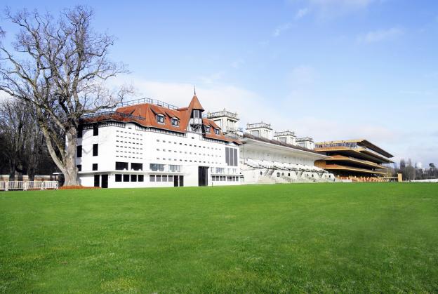 Inauguration ceremony held for Longchamp racecourse