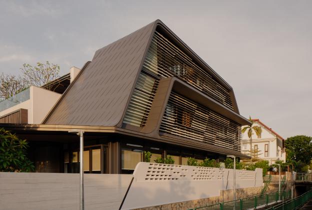 The Strata House completed in Singapore